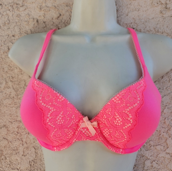 Victoria's secret perfect shape bra - Picture 1 of 9